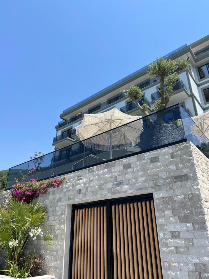 Mazarine Hotel, Vlore, Albania Radhima Kültér fotó