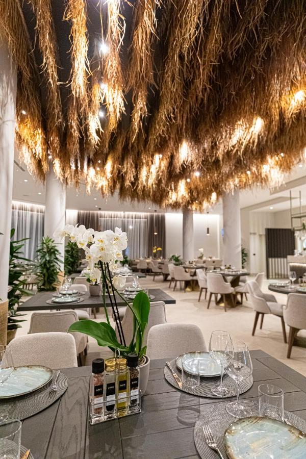Mazarine Hotel, Vlore, Albania Radhima Kültér fotó