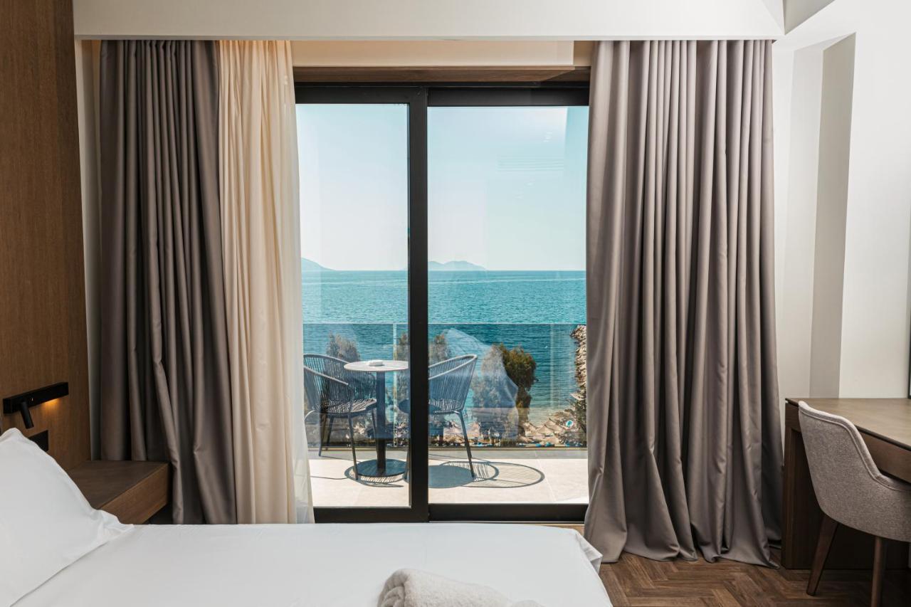 Mazarine Hotel, Vlore, Albania Radhima Kültér fotó