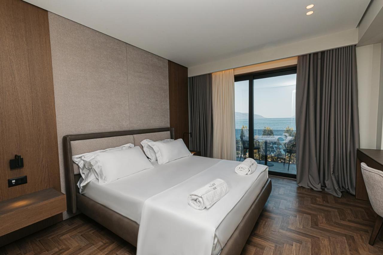 Mazarine Hotel, Vlore, Albania Radhima Kültér fotó